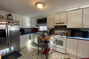 41 Crescent St, Skowhegan, ME 04976 - Photo 15