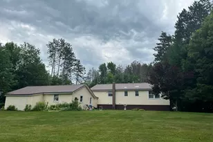 41 Crescent St, Skowhegan, ME 04976 - Photo 9