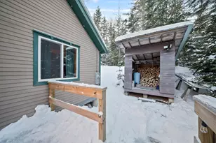 5 Pine Ln, Rangeley, ME 04970 - Photo 19