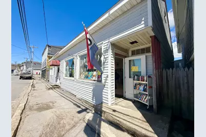 54 W Main Street, Vinalhaven, ME 04863 - Photo 1