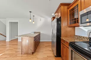 7 Heath St, Old Orchard Beach, ME 04064 - Photo 15