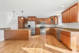 7 Heath St, Old Orchard Beach, ME 04064 - Photo 23