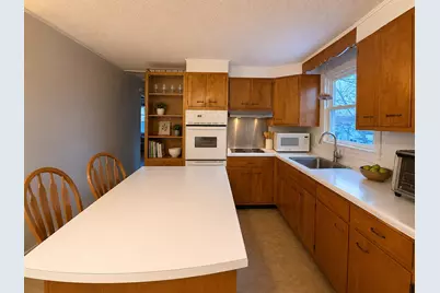 43 Eustis Street, Lewiston, ME 04240 - Photo 17