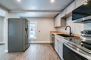 566 Washington Ave, Portland, ME 04103 - Photo 7