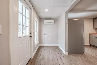 566 Washington Avenue, Portland, ME 04103 - Photo 5