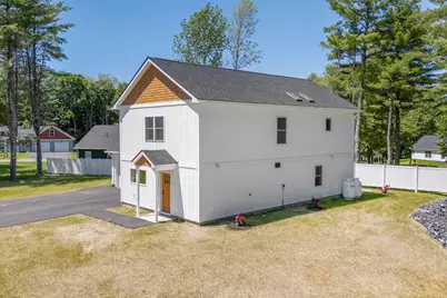 11 Village Green Circle, Oakland, ME 04963 - Photo 7