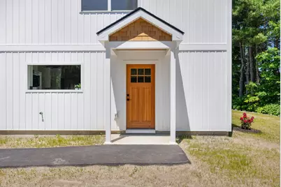11 Village Green Circle, Oakland, ME 04963 - Photo 15