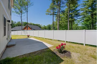 11 Village Green Circle, Oakland, ME 04963 - Photo 9