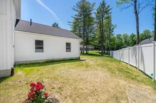 11 Village Green Cir, Oakland, ME 04963 - Photo 11