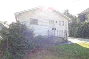 19 Park St, Paris, ME 04281 - Photo 5