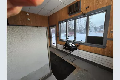 529 Prospect Avenue, Rumford, ME 04276 - Photo 11