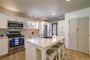 21 Maverick St, Rockland, ME 04841 - Photo 17