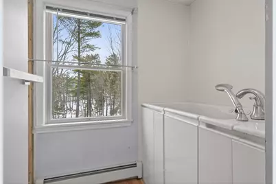 8-10 Bayview Lane, Kittery, ME 03904 - Photo 17