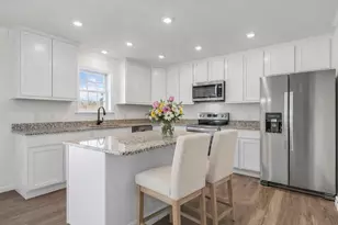 144 Curtis St, Pittsfield, ME 04967 - Photo 9