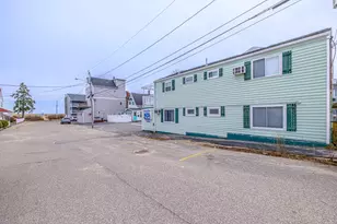 7 Bay Ave, Old Orchard Beach, ME 04064 - Photo 25