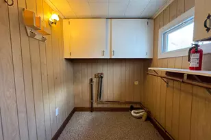 255 Bates St, Millinocket, ME 04462 - Photo 25