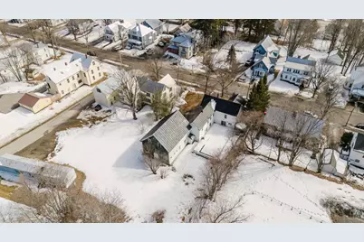 18 Maple Street, Skowhegan, ME 04976 - Photo 9