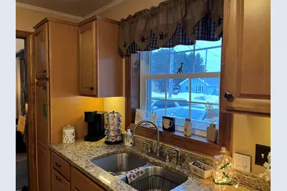 8 Lincoln Street, Presque Isle, ME 04769 - Photo 9