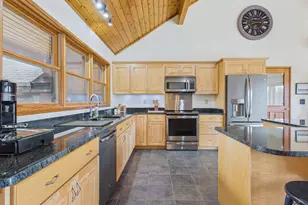 49 Valley Dale Dr, Skowhegan, ME 04976 - Photo 7
