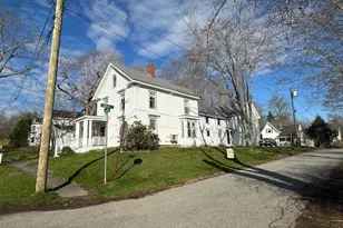 41 Grove St, Belfast, ME 04915 - Photo 3