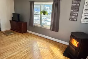 362 St Thomas St, Madawaska, ME 04756 - Photo 5