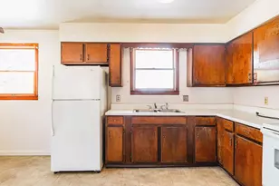 117 Beechwood St, Thomaston, ME 04861 - Photo 13