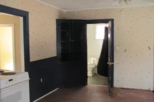 1 Hall St, Kennebunk, ME 04043 - Photo 5