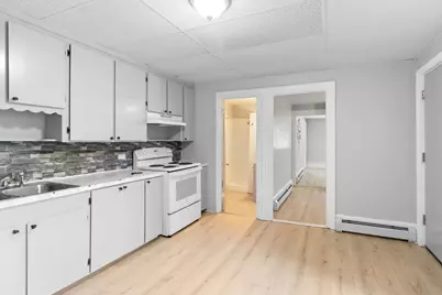 30 - 32 Granite Street, Rockland, ME 04841 - Photo 9
