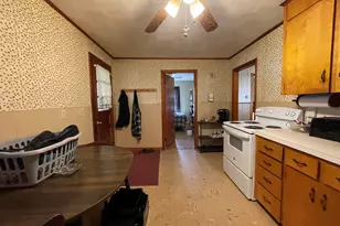 68 Prospect St, Millinocket, ME 04462 - Photo 29