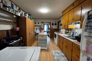 68 Prospect St, Millinocket, ME 04462 - Photo 17
