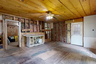 2509 Auburn Rd, Turner, ME 04282 - Photo 15