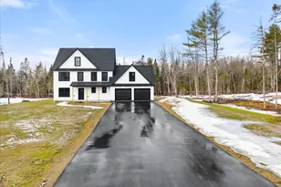 673 Streamside Ave, Hermon, ME 04401 - Photo 11