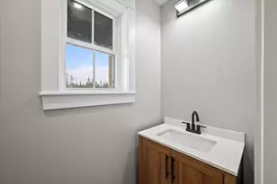 673 Streamside Ave, Hermon, ME 04401 - Photo 35