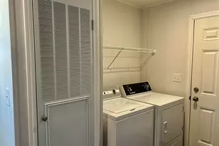 36 Franklin Pkwy, Brunswick, ME 04011 - Photo 17