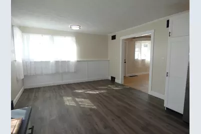 28.5 Elm Street, Fairfield, ME 04937 - Photo 7