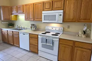 106 Farragut Wy, Kennebunk, ME 04043 - Photo 11
