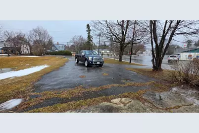 20 Presque Isle Street, Fort Fairfield, ME 04742 - Photo 5