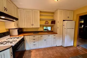 54 Elizabeth St, Portland, ME 04108 - Photo 5