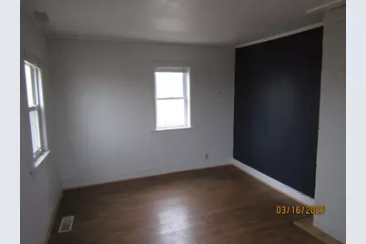535 Enfield Road, Lincoln, ME 04457 - Photo 9
