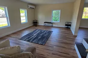 131 Mechanic Falls Rd, Oxford, ME 04270 - Photo 15