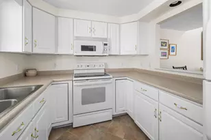 29 Hampton Glen Dr, Kennebunk, ME 04043 - Photo 9