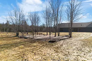 25 Curtis Ln, Palmyra, ME 04965 - Photo 5
