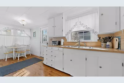 6-8 Avenue Three #6-8, Scarborough, ME 04074 - Photo 3