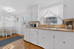68 Ave 3, Scarborough, ME 04074 - Photo 3