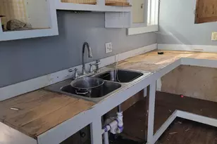 127 Union St, Calais, ME 04619 - Photo 5