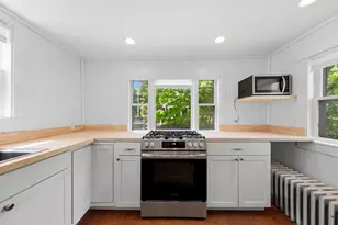 20 Chestnut St, Rockland, ME 04841 - Photo 3