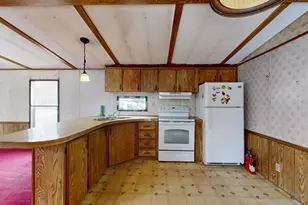 68 Middle Rd, Sabattus, ME 04280 - Photo 13