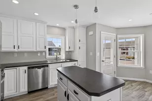 13 Mathew Way, Scarborough, ME 04074 - Photo 9