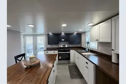 18 Woodbury Street, Bangor, ME 04401 - Photo 5