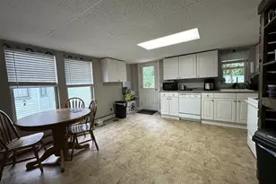 77 Granite St, Mexico, ME 04257 - Photo 9